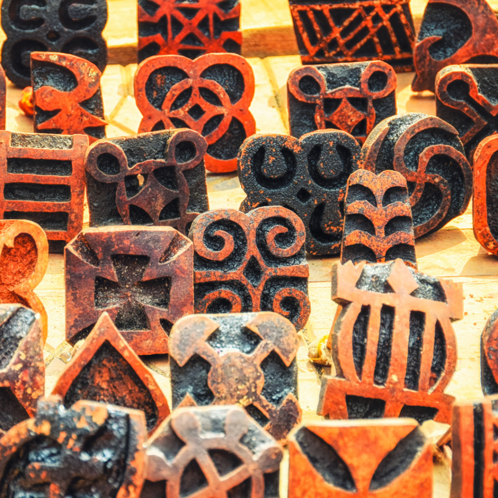 Adinkra-stamps-ghana