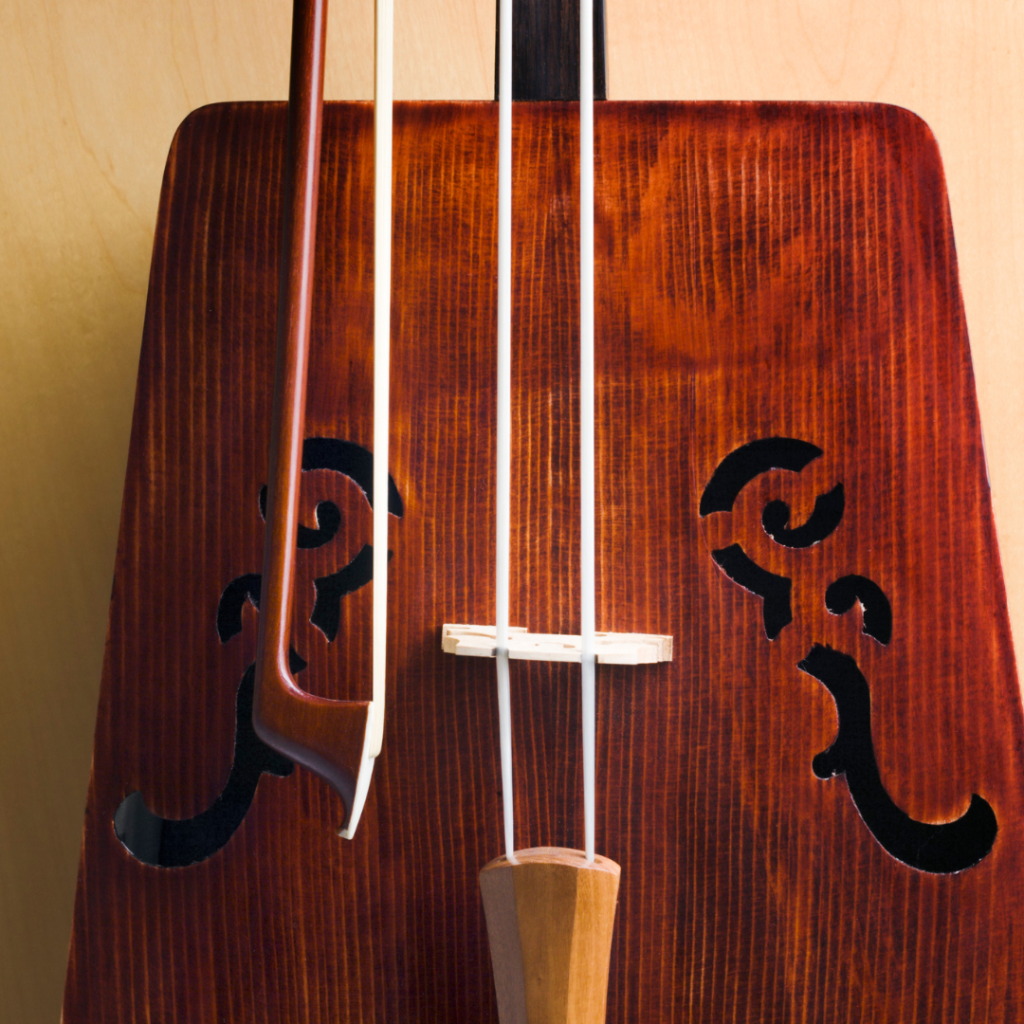 morin-khuur-horsehead-fiddle